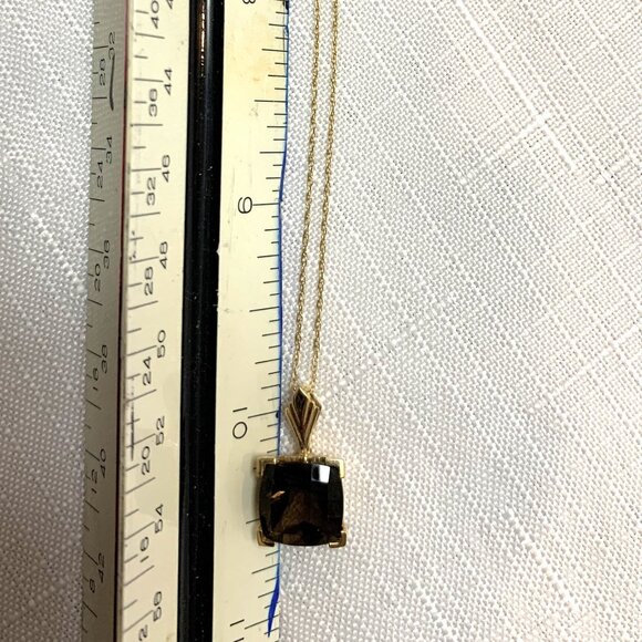 Genuine Brown Quartz 14K Gold Cushion 10-inch Pendant Necklace - Picture 2 of 4